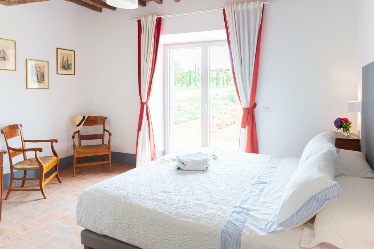 Tenuta La Santissima San Rocco a Pilli Exteriör bild