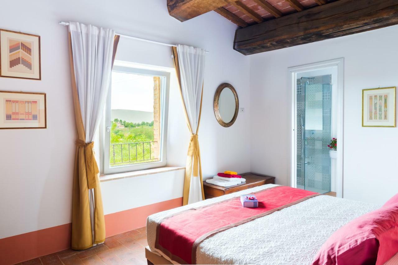 Tenuta La Santissima San Rocco a Pilli Exteriör bild